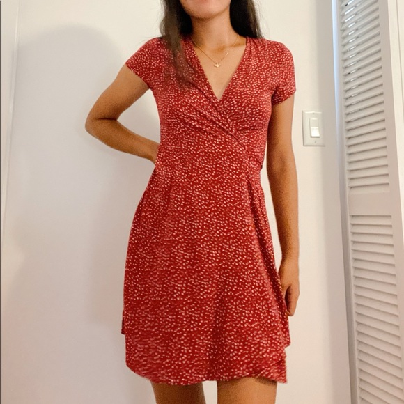 Two brandy Melville dresses - Picture 2 of 3